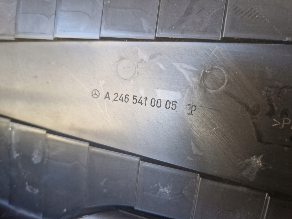 фото №8, Защита крышка корпус аккумулятор mercedes w246 1.8 cdi 2013r