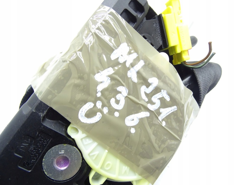 фото №4, Pas безпеки задня задній mercedes r w251 a2518609985