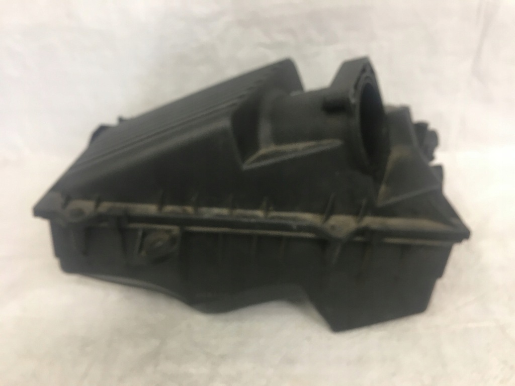 фото №9, Корпус фильтра воздуха skoda octavia 1 i1.6 avu 1j0129607s