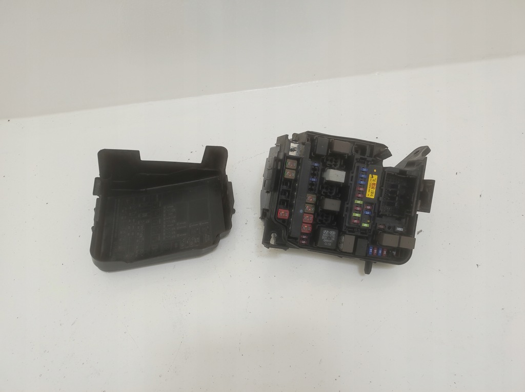 фото №10, Коробка корпус корпус предохранителей ceed ii 2