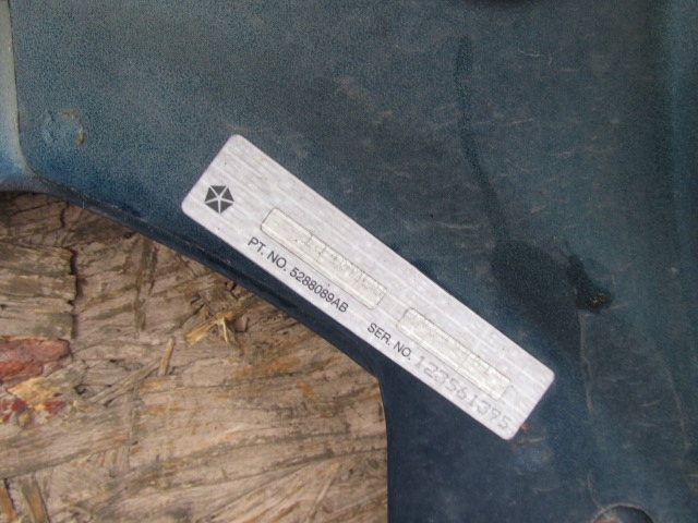 фото №8, Cherokee liberty kj lift крыло левый перед лак pb7 5288089ab