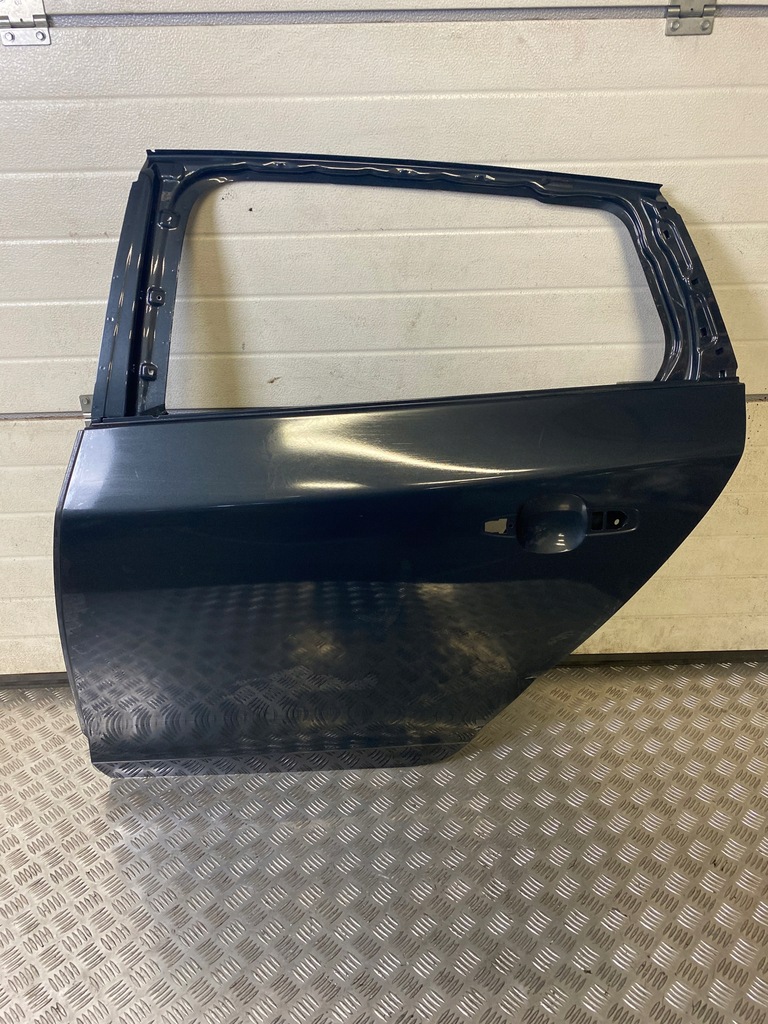 фото №1, Volvo v40 xc40 задні ліва двері