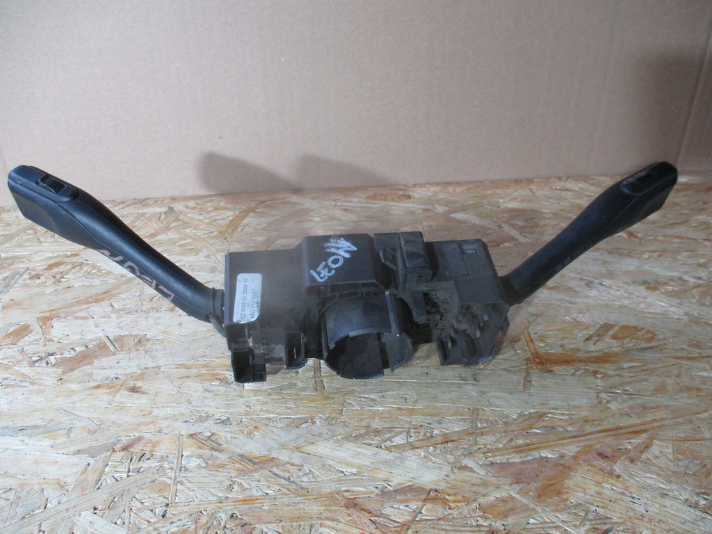 фото №13, Переключатель комбинированный vw golf iv passat b5 audi a3 8l audi tt 8l0953513g