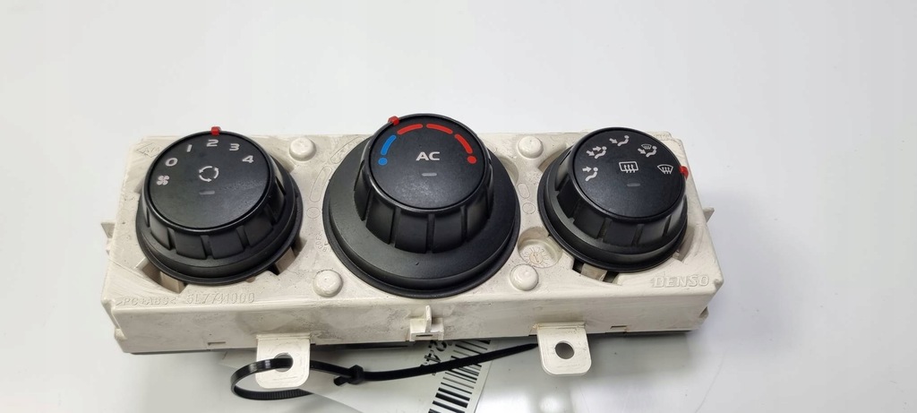 фото №2, Панель 275100013r renault master iii