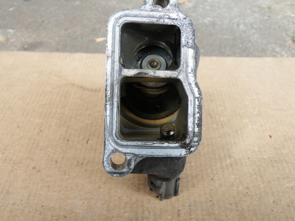 фото №6, Volvo xc90 2.4 d5 корпус термостата 30650469