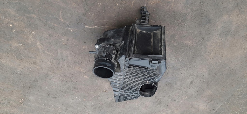 фото №5, Корпус фільтра повітря 1.6 duster 165001258r