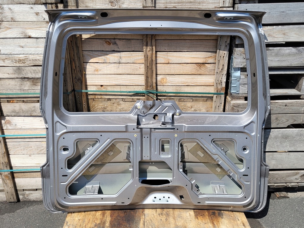 фото №8, Кришка багажника багажника срібляста volkswagen vw caddy 2k7