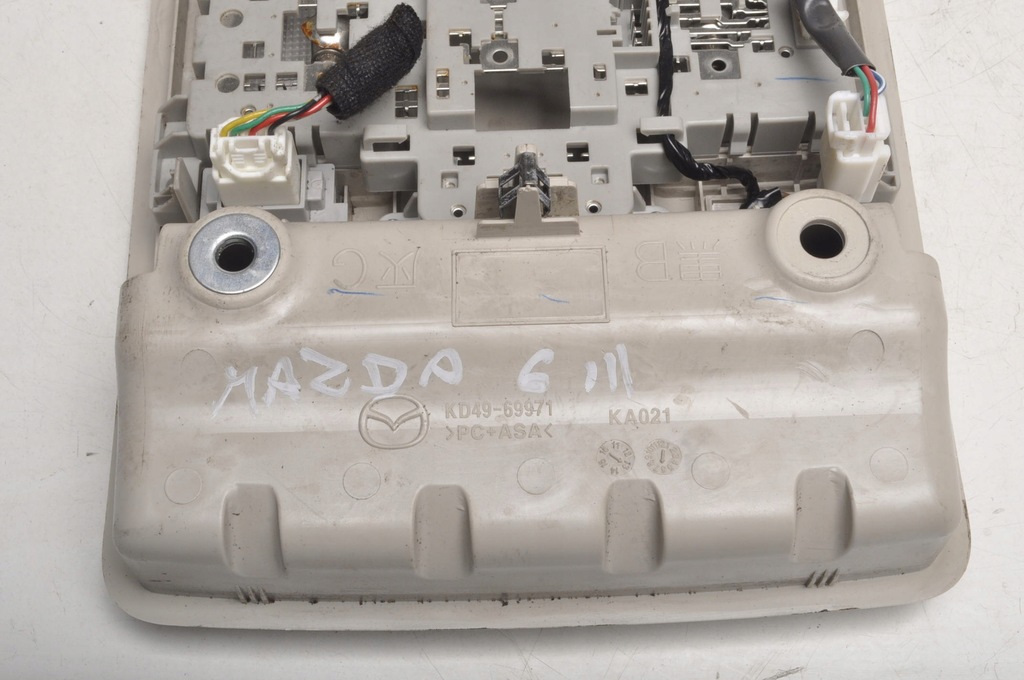 фото №6, Mazda 6 gj gl освещение лампа кабины салона kd49-69971