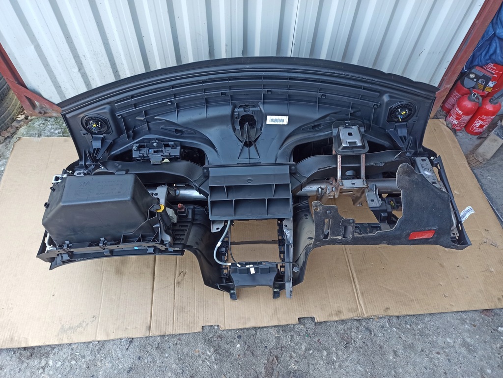 фото №12, Панель приладів приладова консоль панель приладів citroen ds3 europa