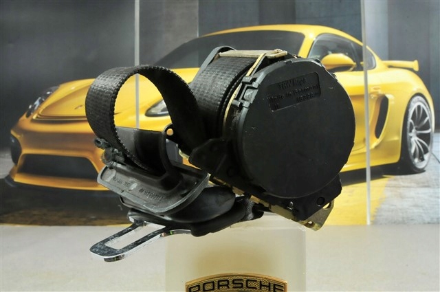 фото №1, Porsche 911 964/993 pas безопасности, перед, l=r