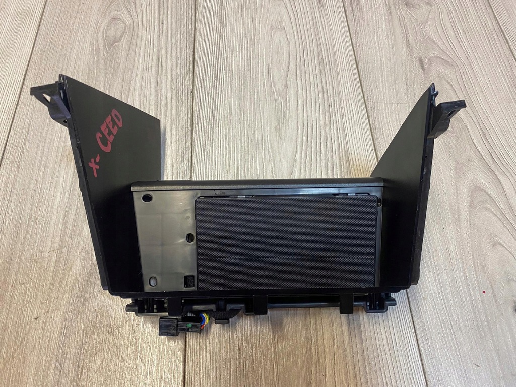 фото №8, Kia x-ceed xceed lift 19-23 панель зарядное устройство индукционная аккумулятор 95560-j7000