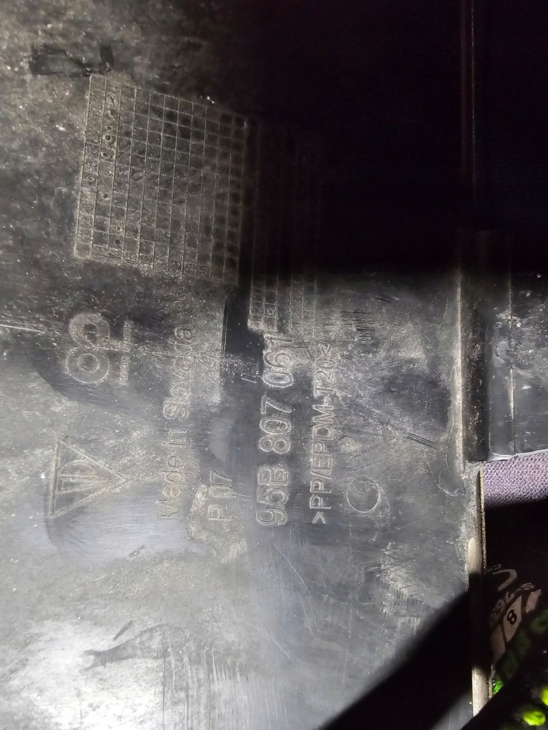 фото №9, Спойлер накладка бампера перед porsche macan 95b