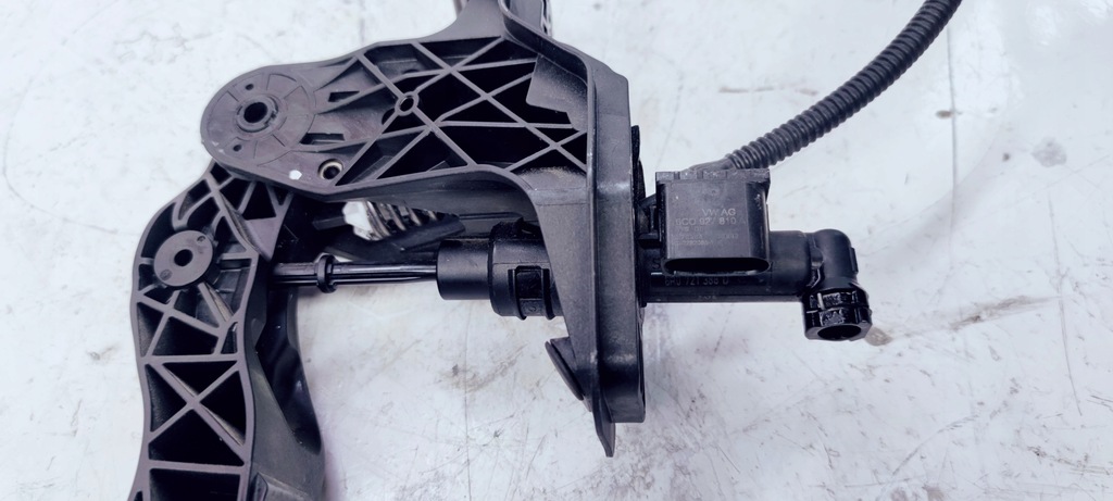 фото №5, Педаль зчеплення audi a1 8x vw seat skod 6c1721059m