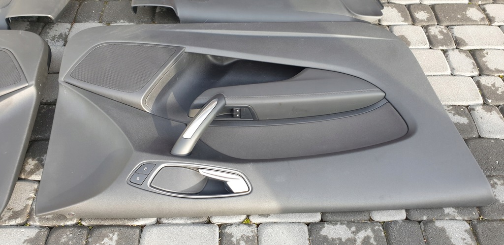 фото №9, Обивка обшивки audi a1 8x 2010- 3d