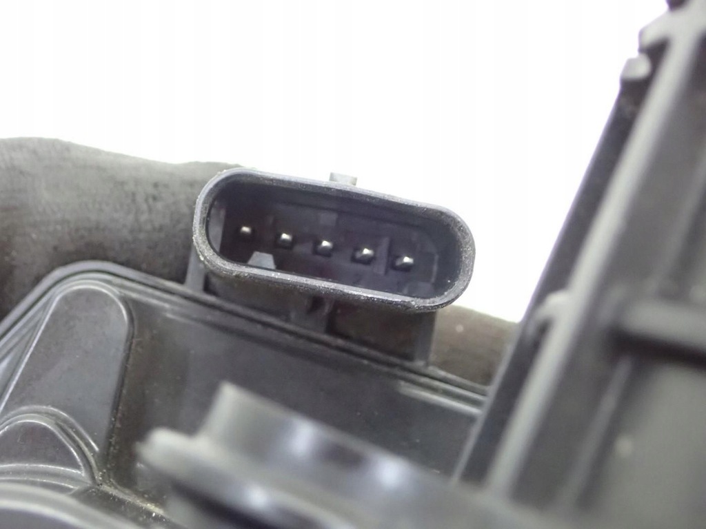 фото №9, Дросельна заслінка витратомір 8512452 bmw 3 f30 f31 f34 f10 f20 2.0d b47 17r