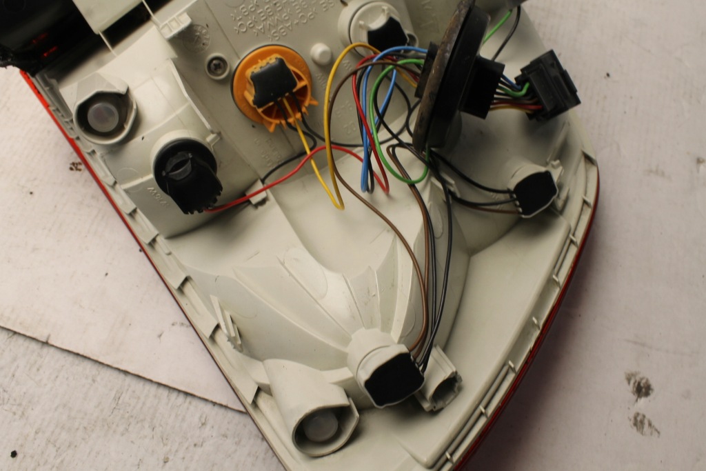 фото №6, Skoda superb ii kombi 08r- лампа задняя задняя правая