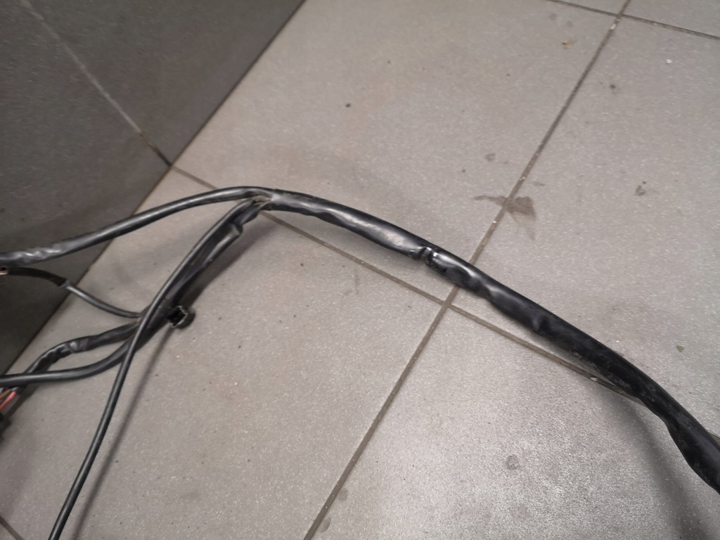 фото №5, Жгут кузовная лампы правый перед audi a6 c6