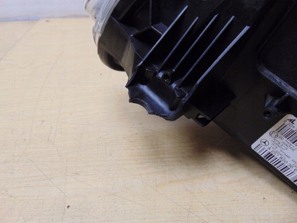 фото №11, Лампа права перед mercedes w251 lift r klas europa