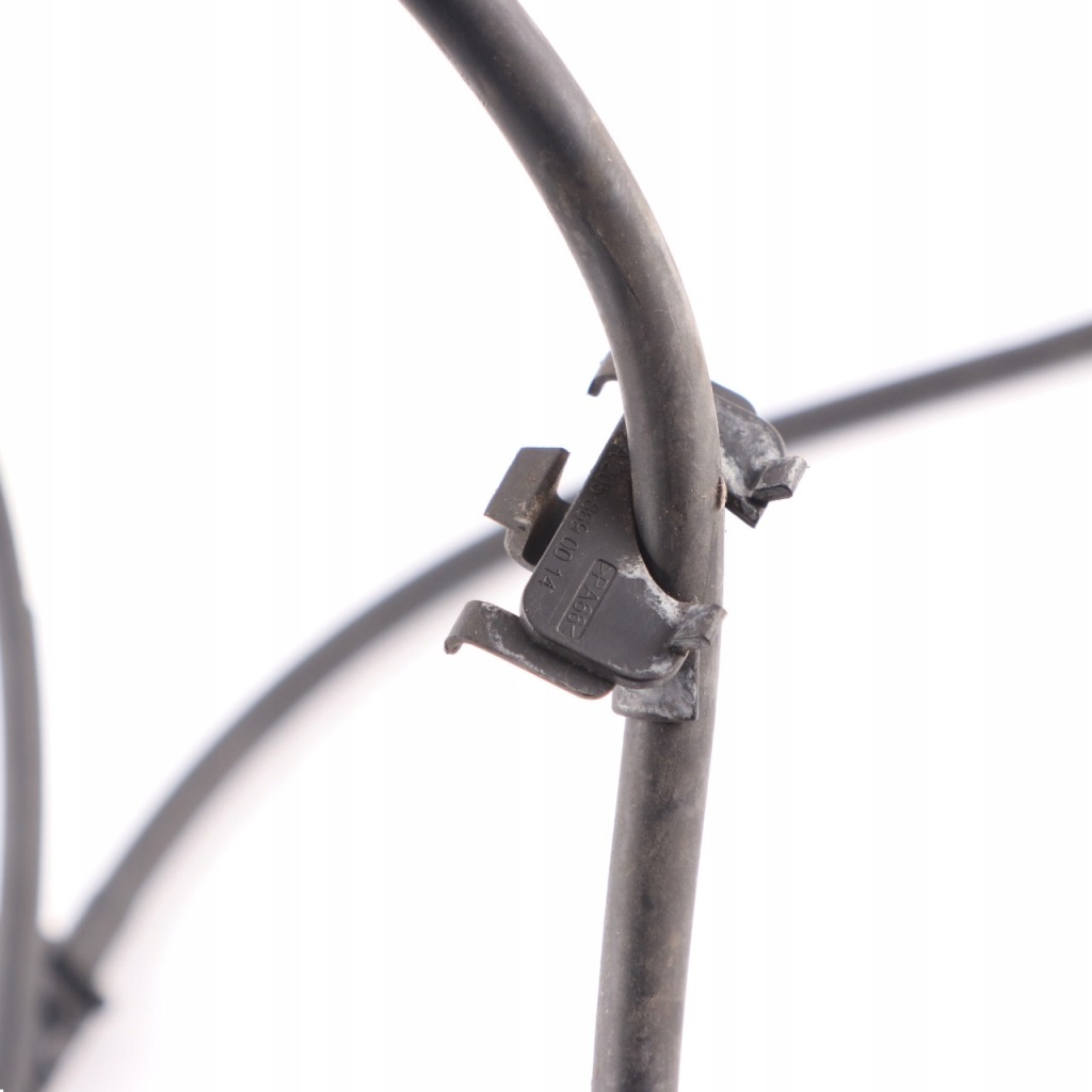 Mercedes w205 пабтрубок  омывателя форсунки передней стекло a2058600292 Доставка