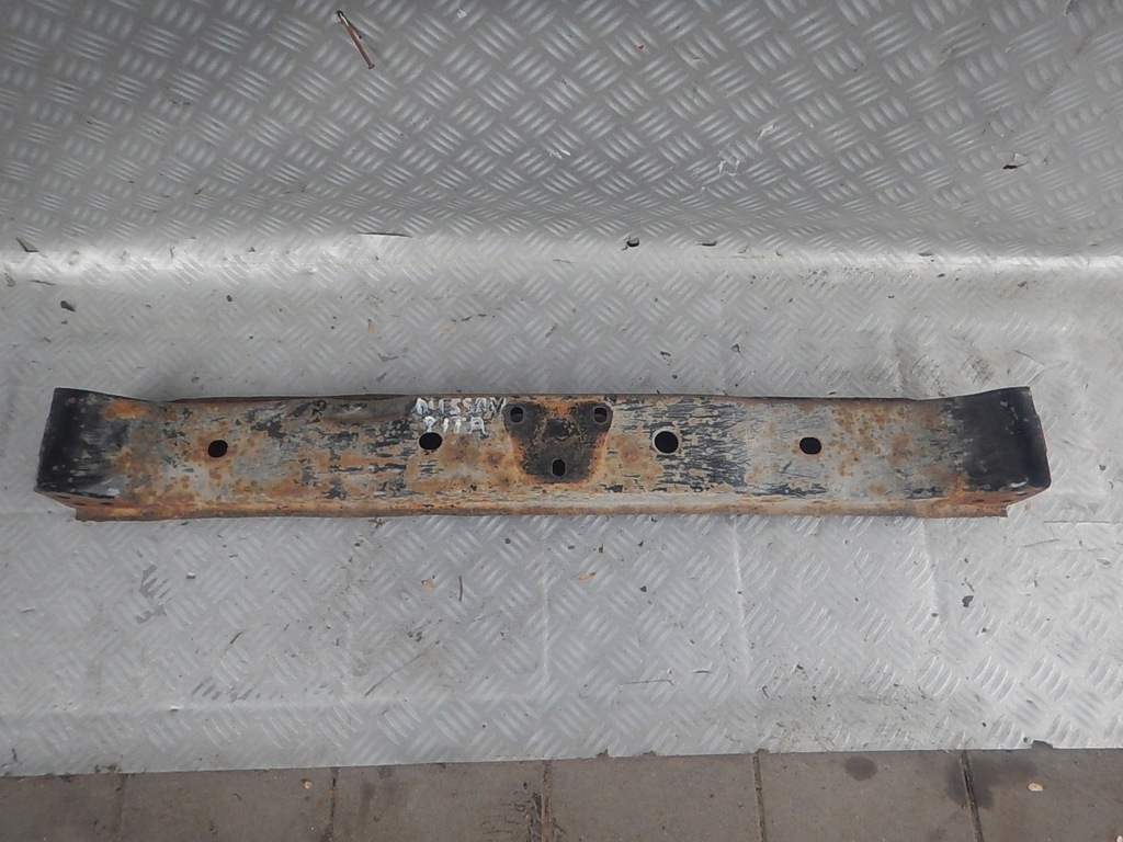 фото №1, Nissan titan armada 04- балка опора рамы