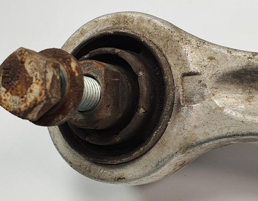 фото №6, Важіль лівий передній перед audi a4 b6 8e0407155e