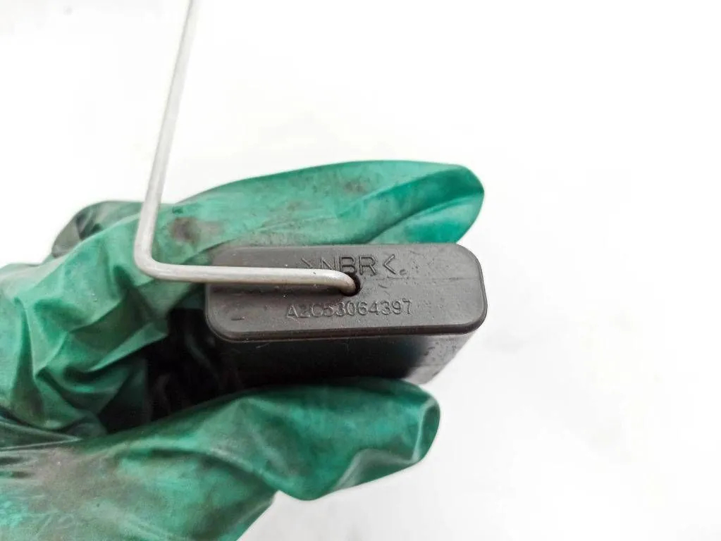 Датчик рівня пального land rover range rover sport l320 a2c53061834 Київ