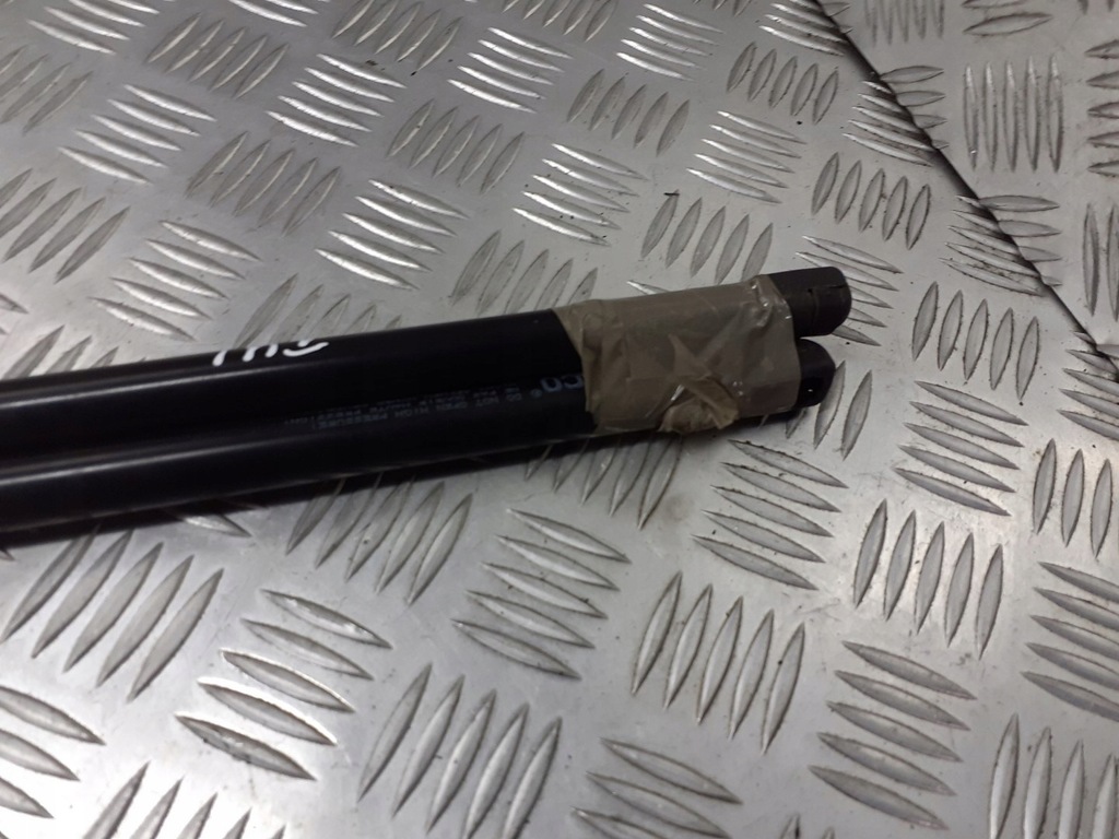 фото №3, Амортизаторы крышки задняя renault clio ii