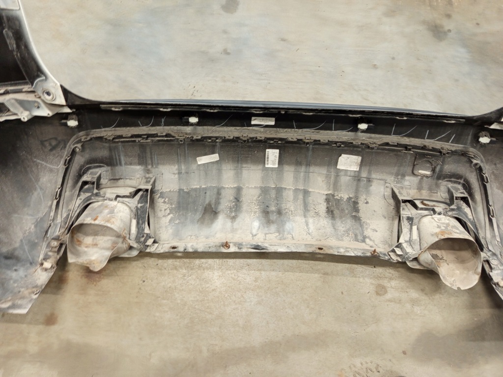 Jeep cherokee kl limited 2019 америка рестайлінг  бампер задній задній pdc під  blisy Недорого