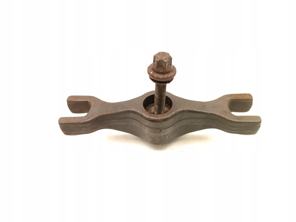 фото №13, Ssangyong korando кронштейн / кріплення форсунки 2.2 xdi 4wd дизель 2016