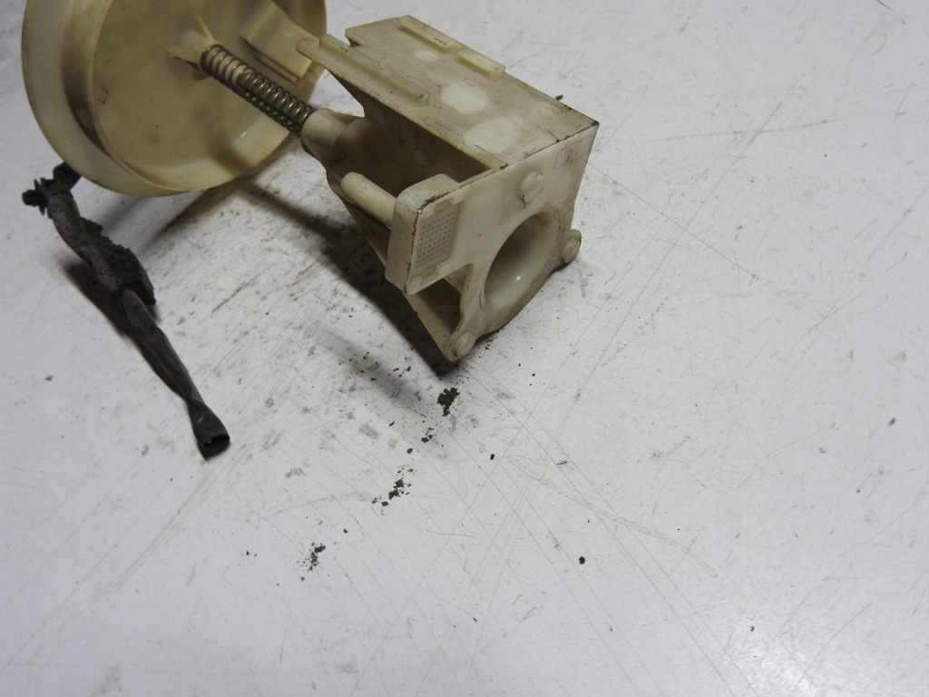 фото №3, Mazda rx-8 05 1.3 насос пального