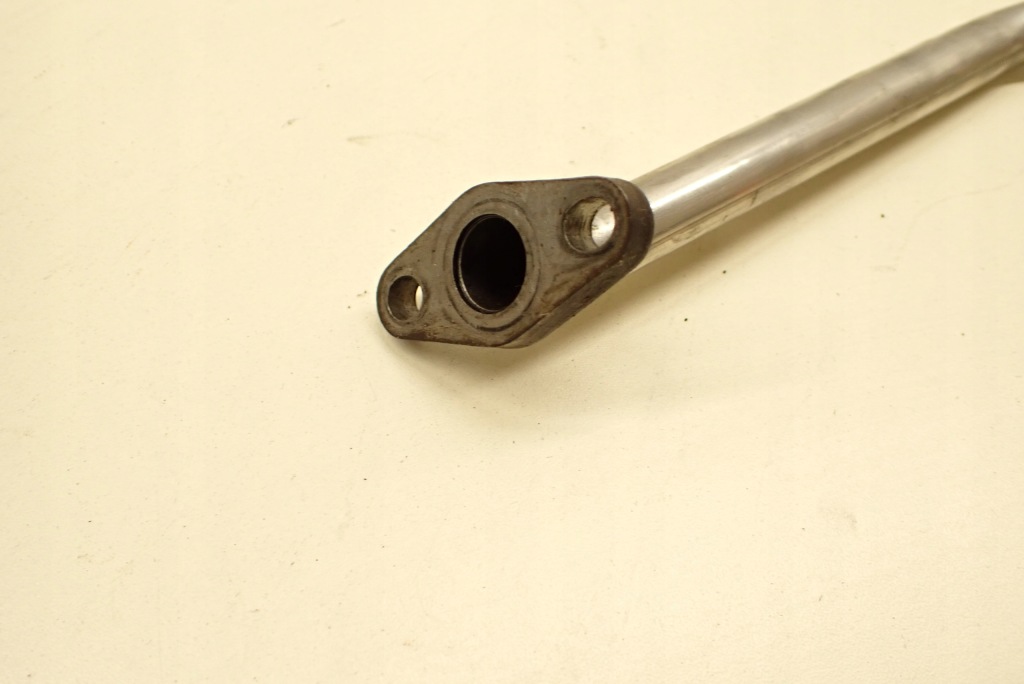 Шланг пабтрубок  масла смазки turbo mercedes w168 1.7 cdi 6681800420 с Разборки