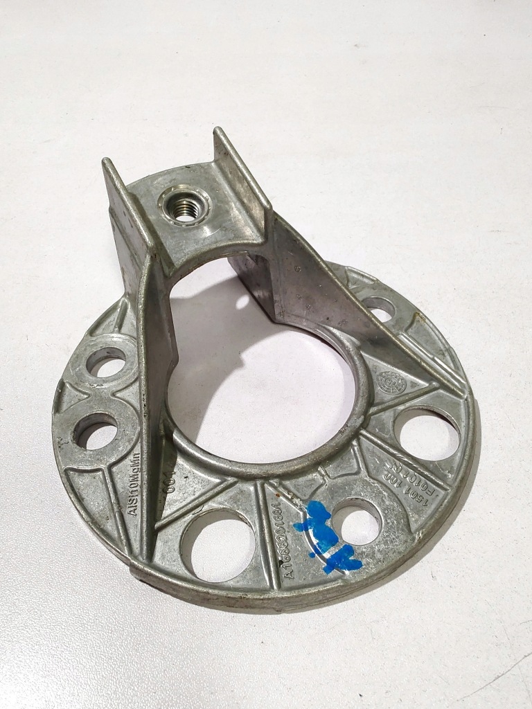 фото №1, Mercedes 166 w166 распорка кронштейн чашка a1666201601