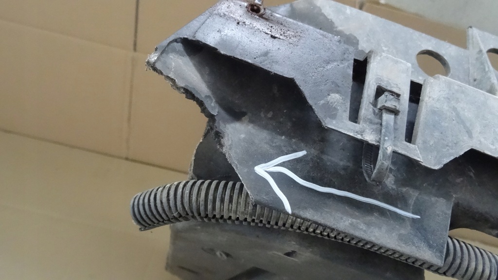 фото №9, Citroen c5 i 1.8 pas передний вентилятор радиатора 9627884480