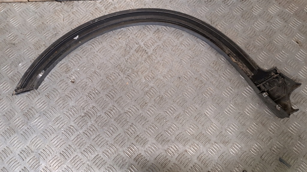 фото №9, Passat b8 alltrack молдинг крила права перед 3g9853718