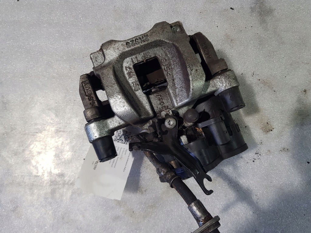 Jaguar e-pace задний суппорт тормозной с Разборки