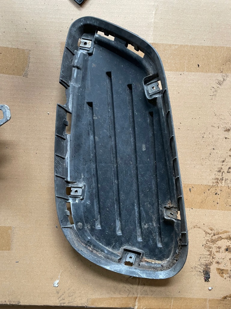 фото №6, Mercedes w212 lift amg решётки бампера решётка компьютер