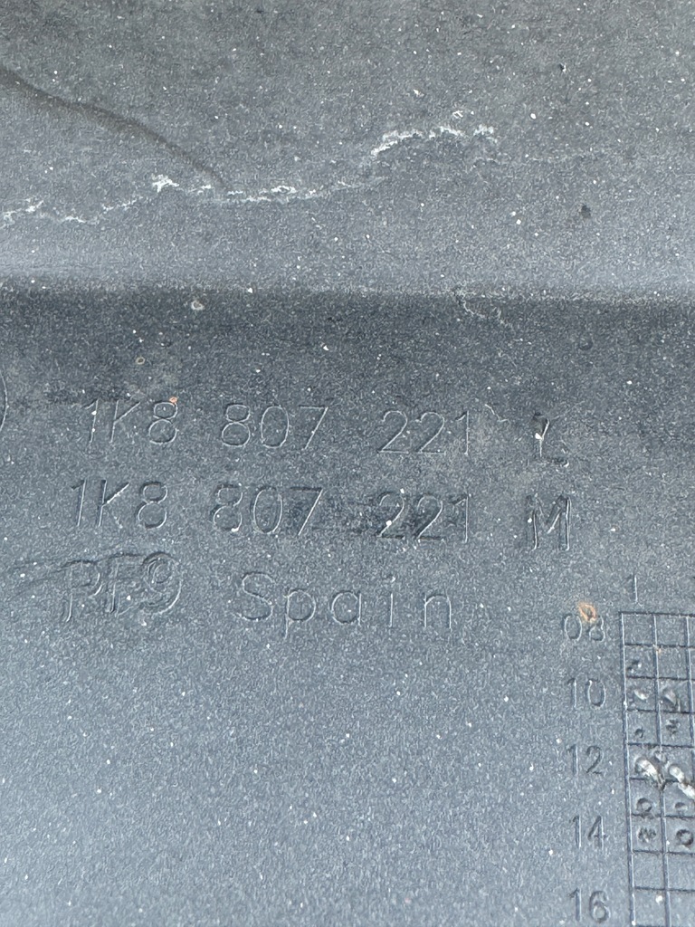 фото №13, Бампер перед передній vw scirocco 1k8 08-14 1k8807221l