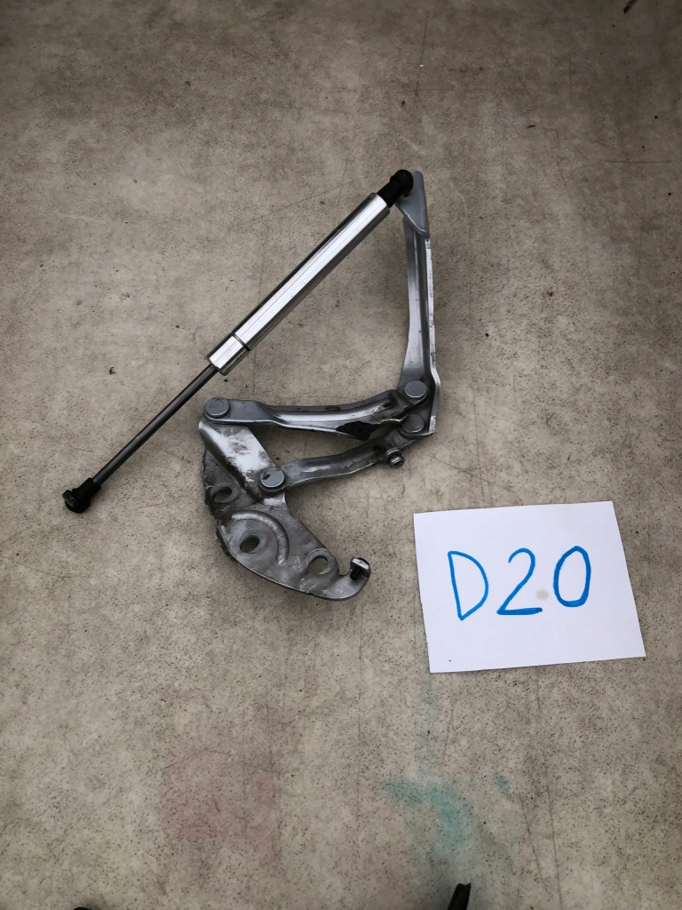 фото №1, Петля капот правый vw phaeton 3d0823302d