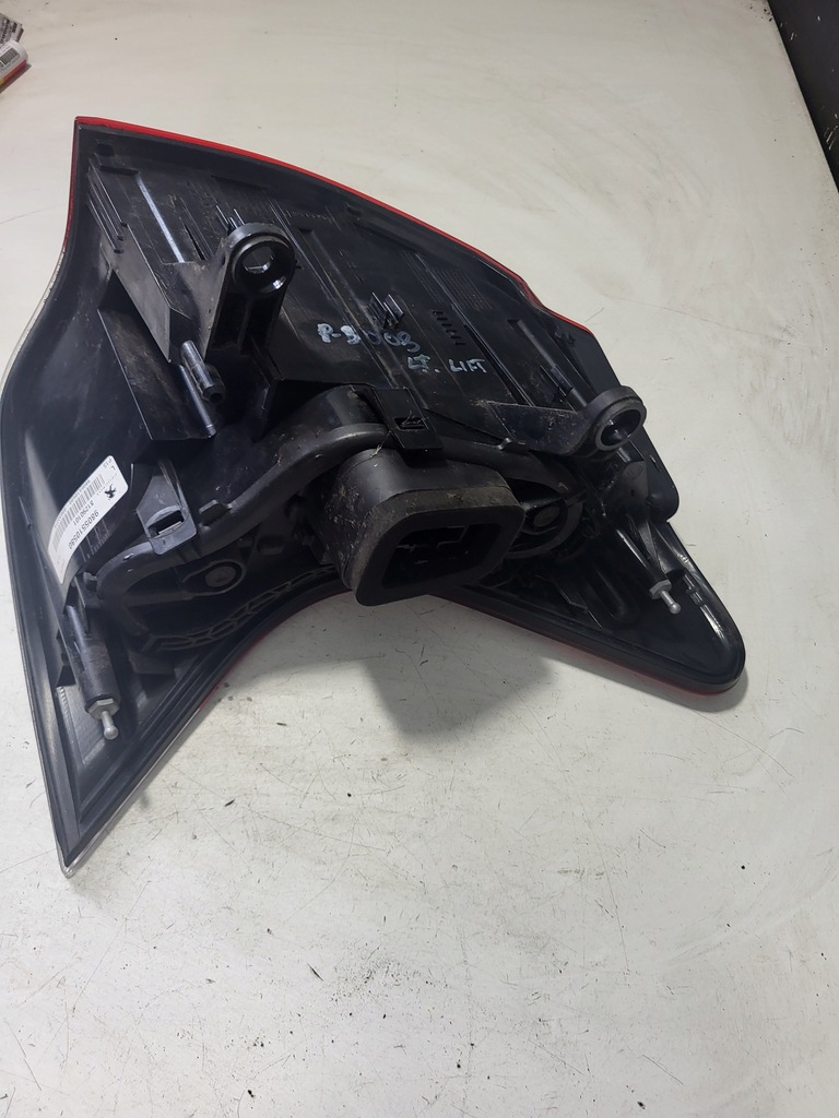 фото №10, Лампа левый задняя w кузов peugeot 3008 i lift 2013-2016 9805510580