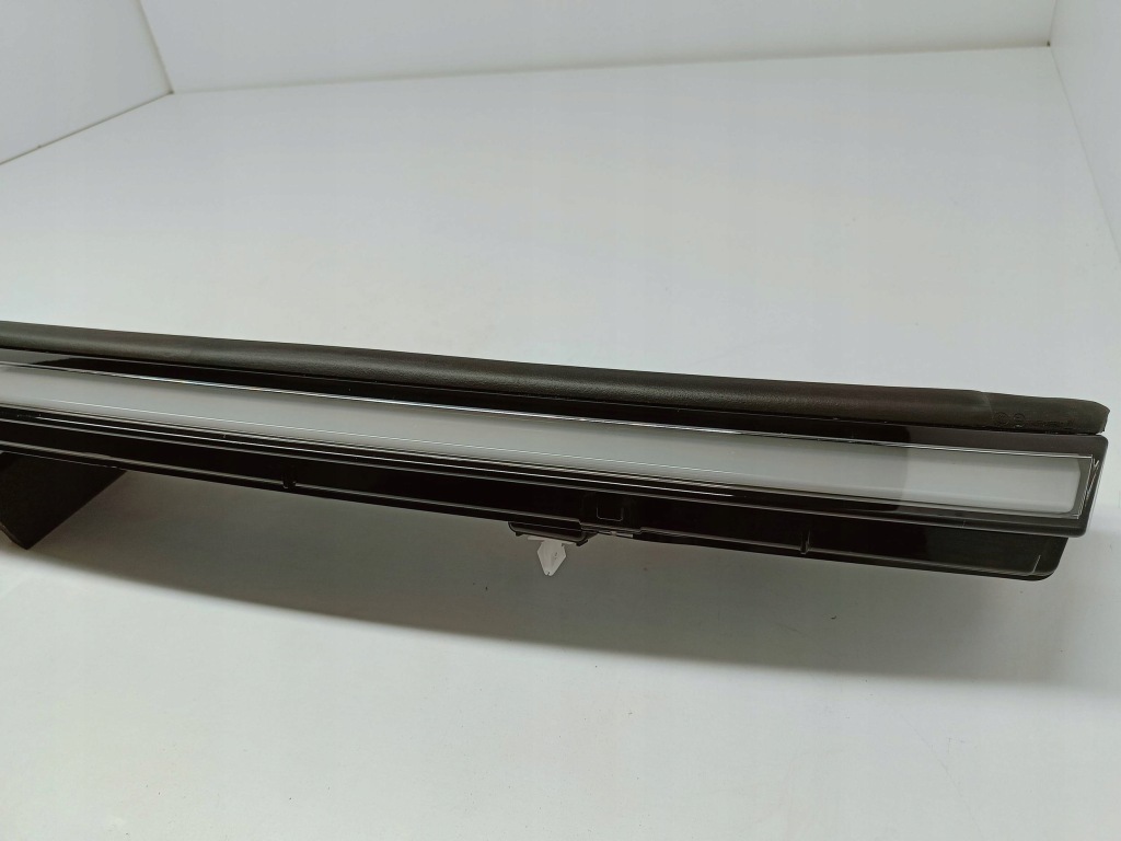 Tesla model y juniper 25- лампа накладка молдинг led бампера перед 203829496c Доставка