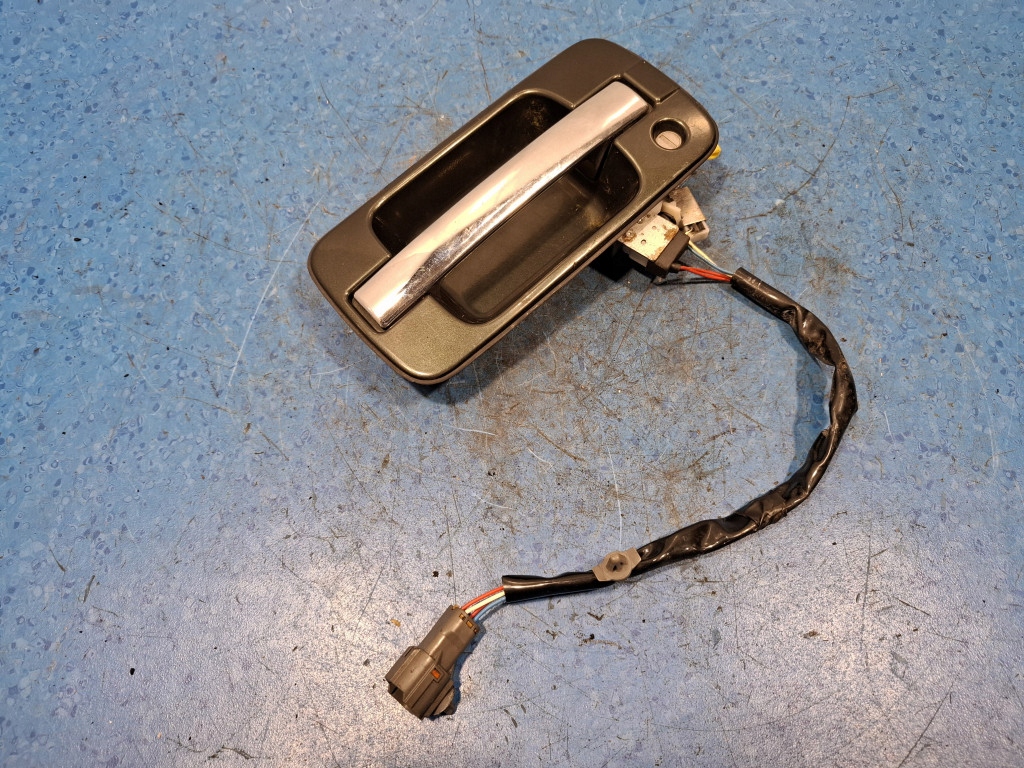 фото №4, Isuzu trooper ii ручка перед ліва