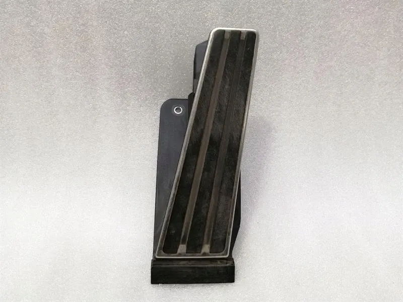 фото №1, Педаль газа porsche 99742302102