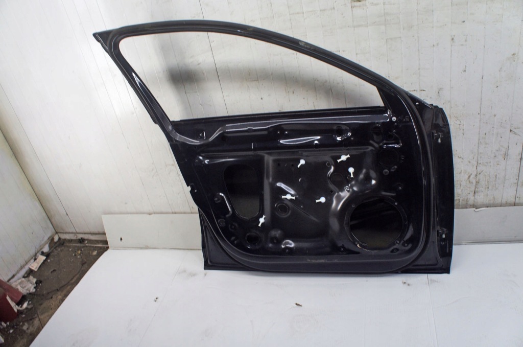 Vd394 audi a4 b9 ^ дверь левый перед moonlight blue металлик lx5r/w1 с Разборки