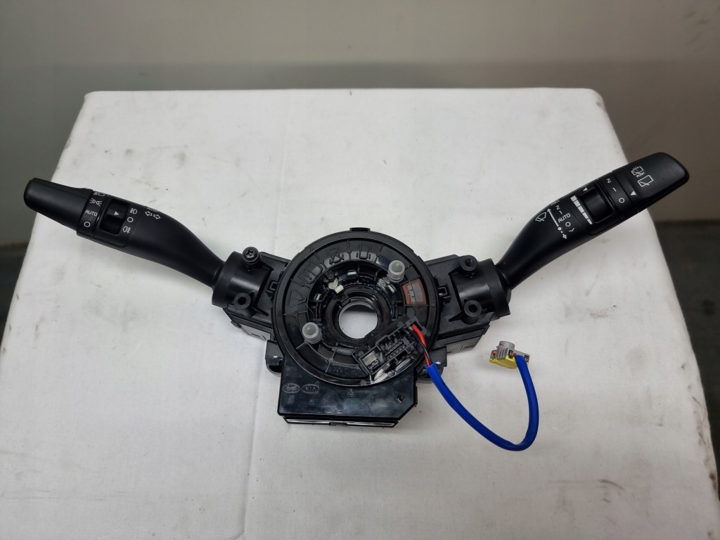 фото №1, Kia sportage iv 18- переключатель комбинированный лента