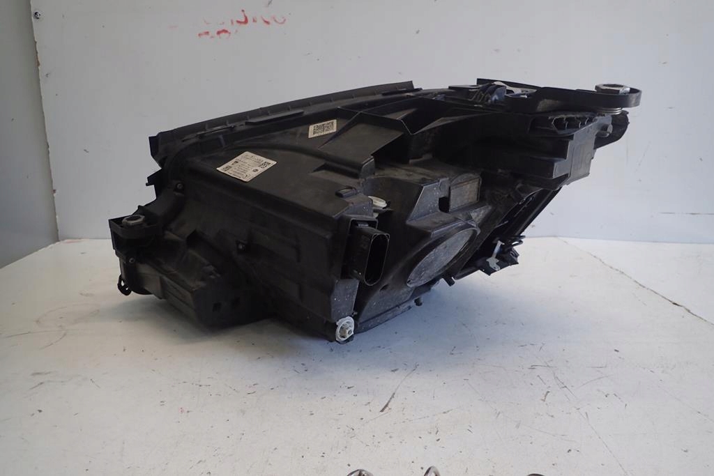 фото №7, Лампа перед правая mercedes e-klasa w213 full led