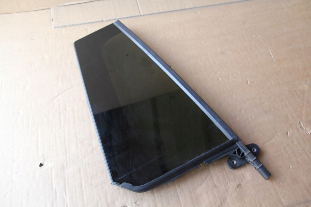 фото №1, Стекло дверь правый задняя vw atlas 3cn845214