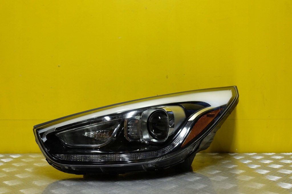фото №1, Hyundai tucson ix35 10- фара лампа led l usa