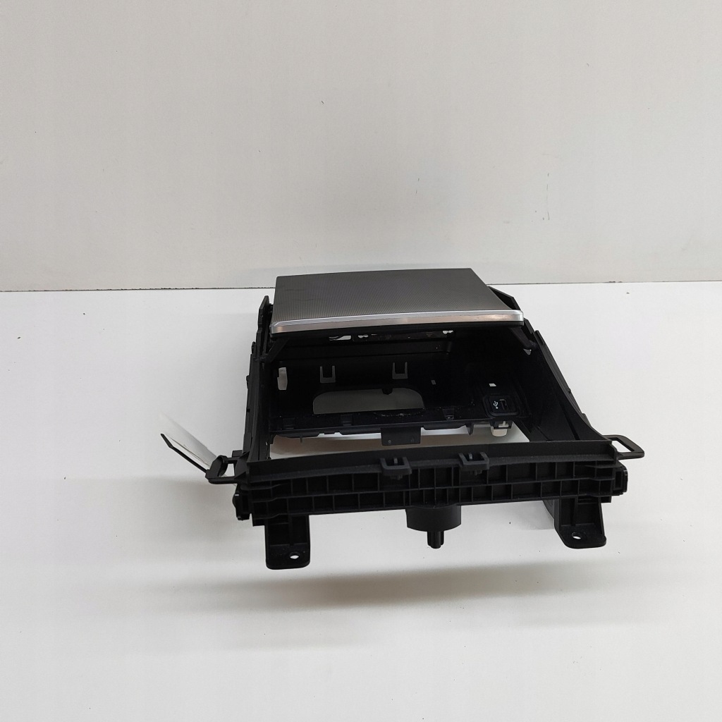 фото №5, Bmw x5 g05 2019 кронштейн na чашка панелі приладової панелі