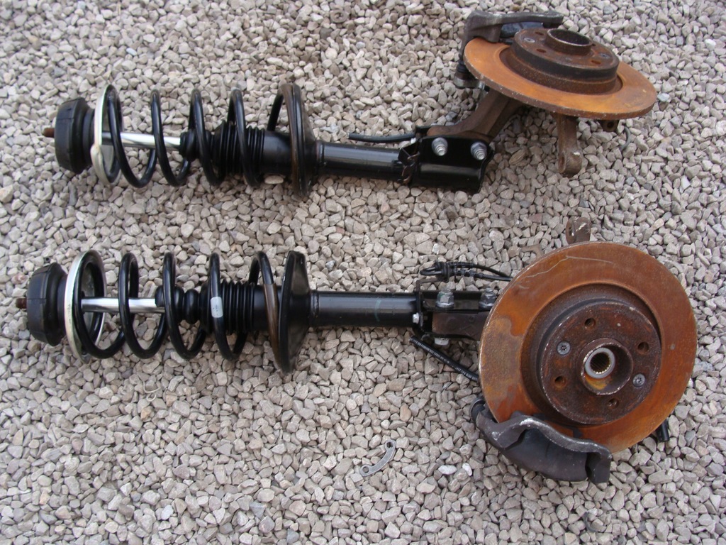 фото №1, Амортизатор поворотный кулак левая dacia sandero logan 1.2