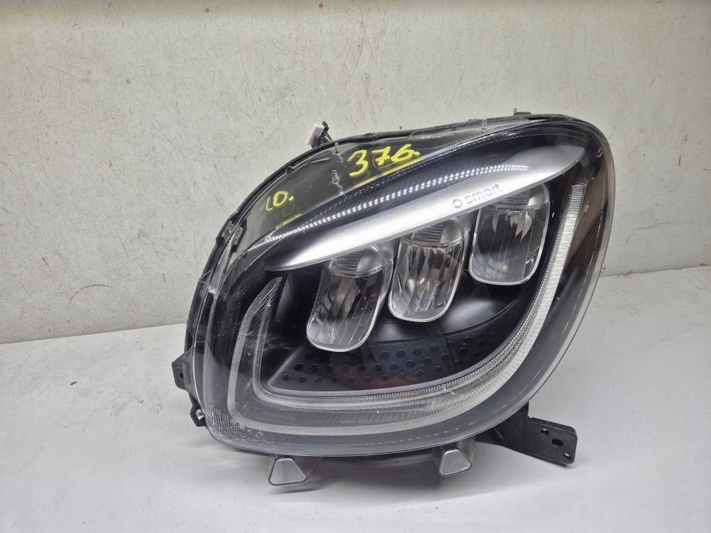 Купить Smart fortwo forfour 453 рестайлинг  19- full led левый передняя левая фара